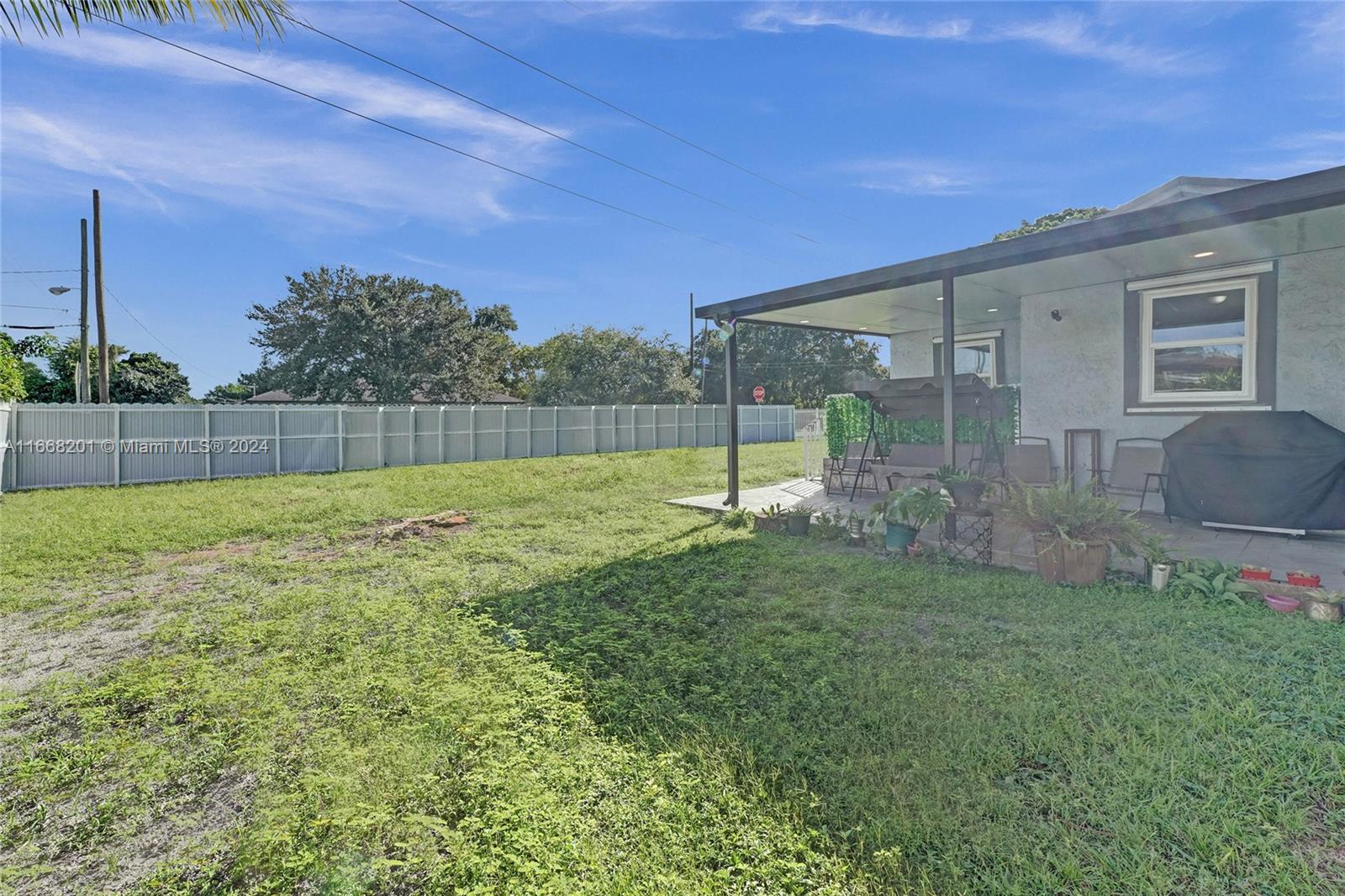 5805 NW 30th Ave
