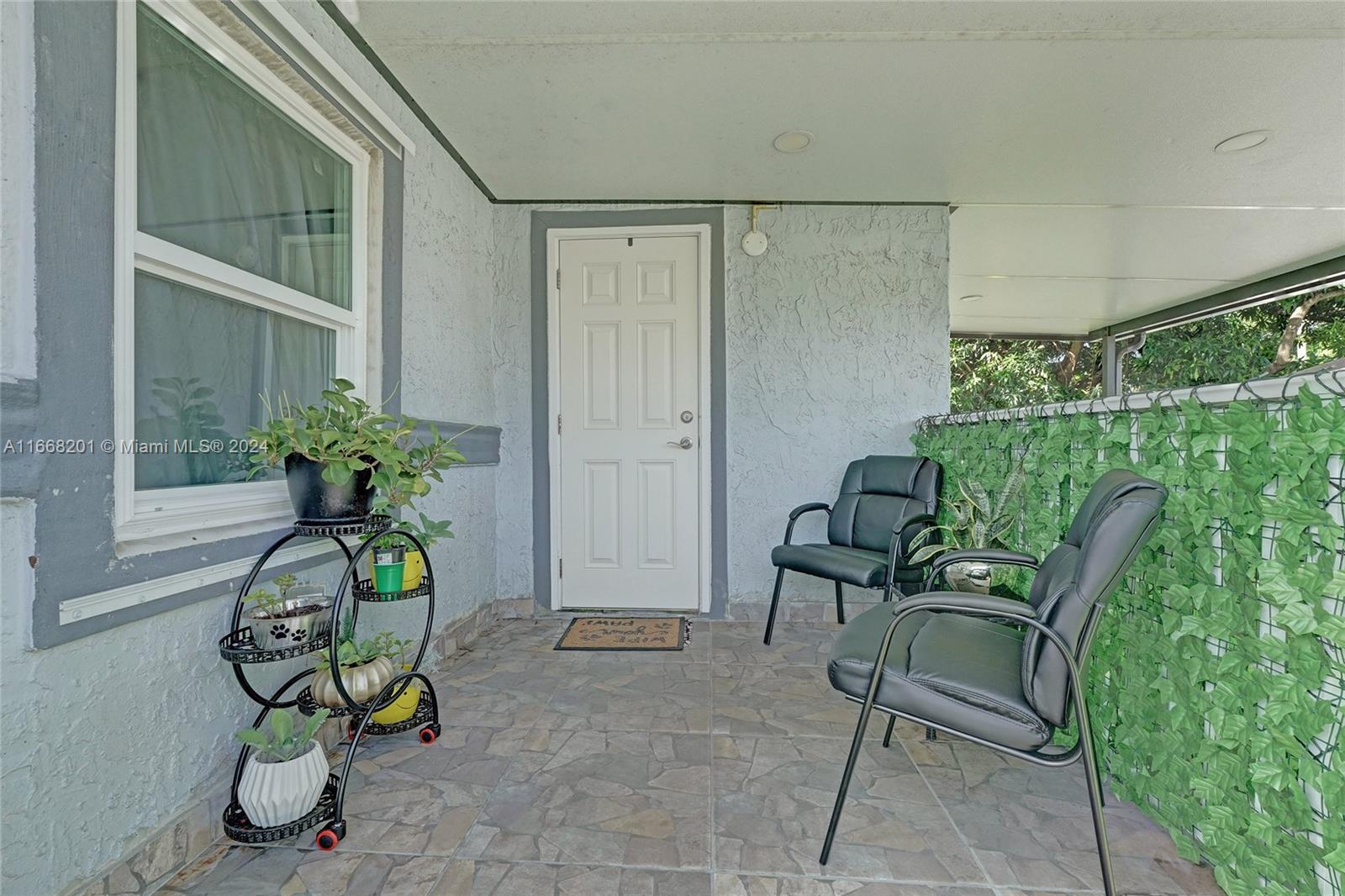 5805 NW 30th Ave