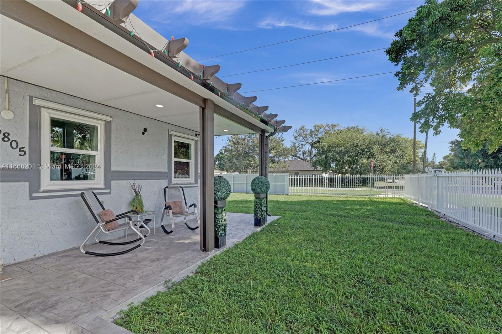 5805 NW 30th Ave