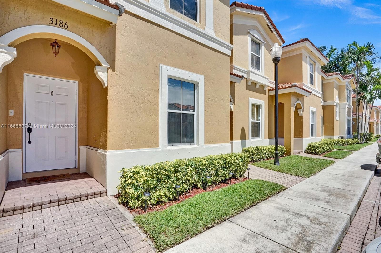 3186 SW 129th Ter # 113