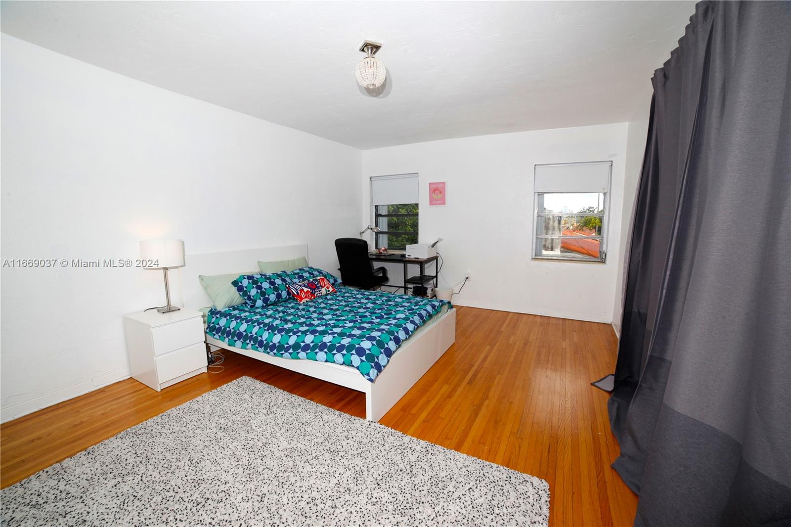 2325 SW 17th St Unit: -