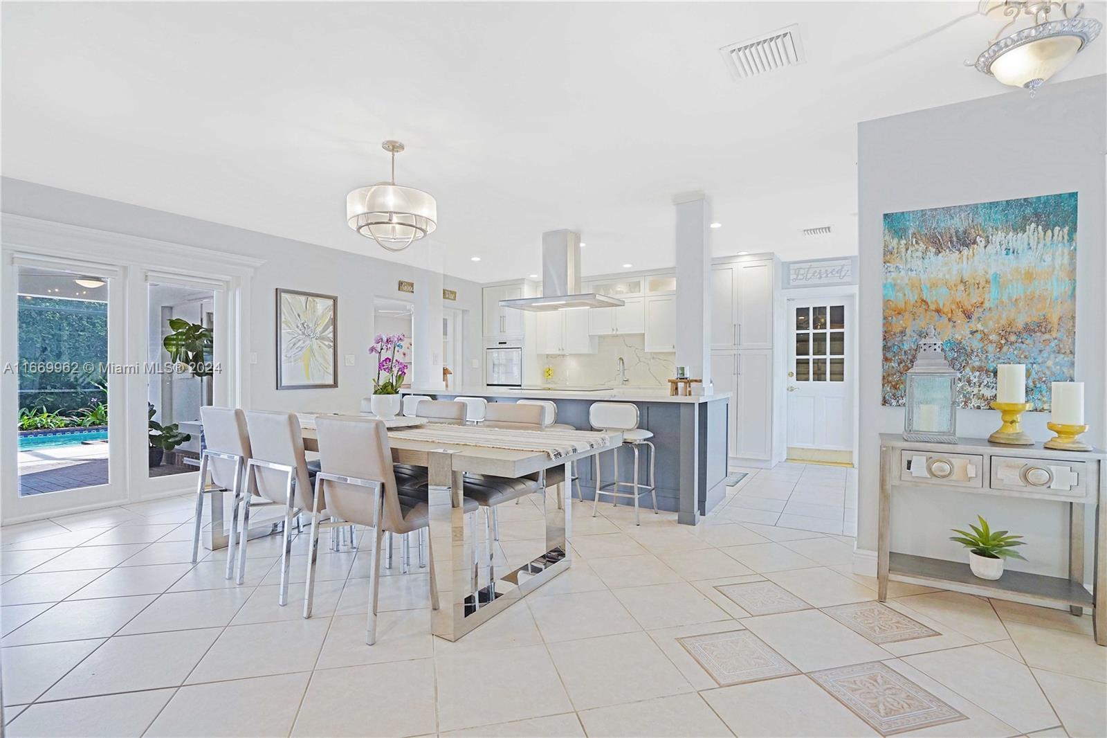 9140 SW 85th Ter