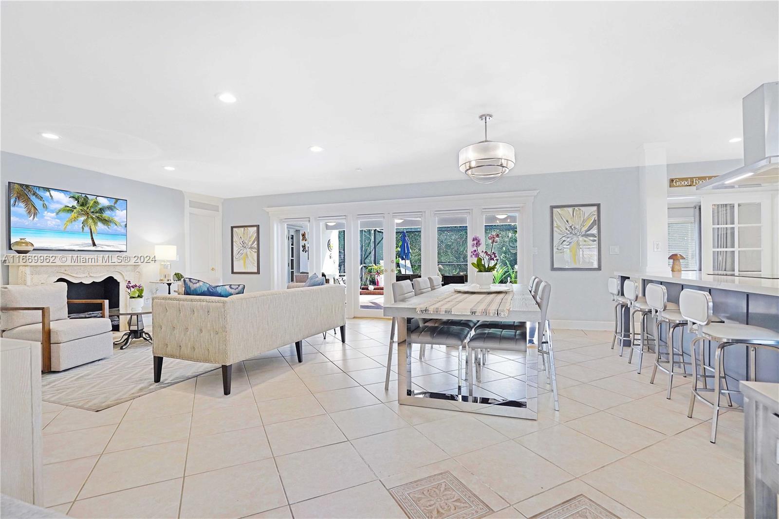 9140 SW 85th Ter