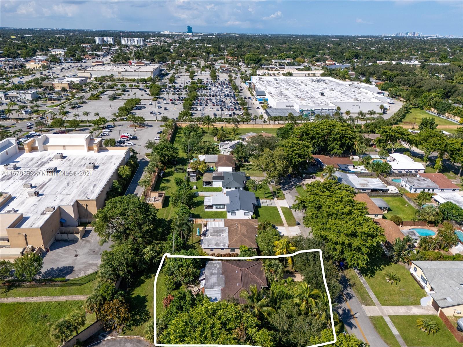 522 S 58th Ter