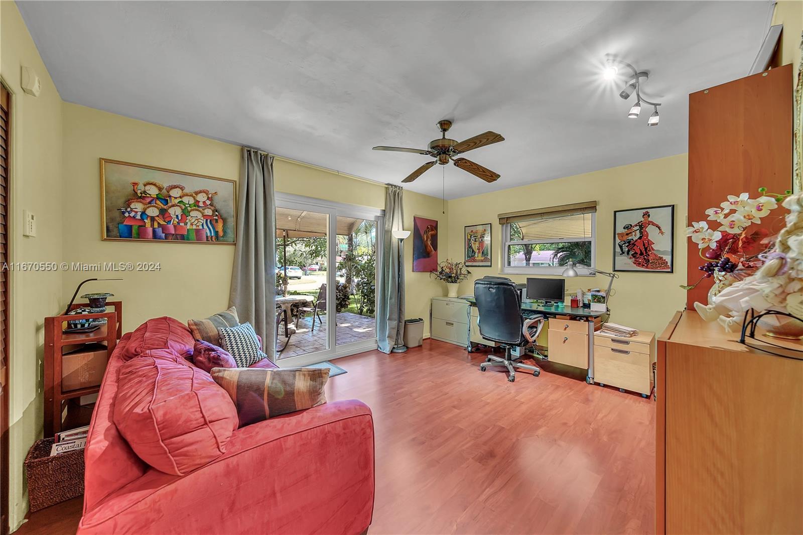522 S 58th Ter