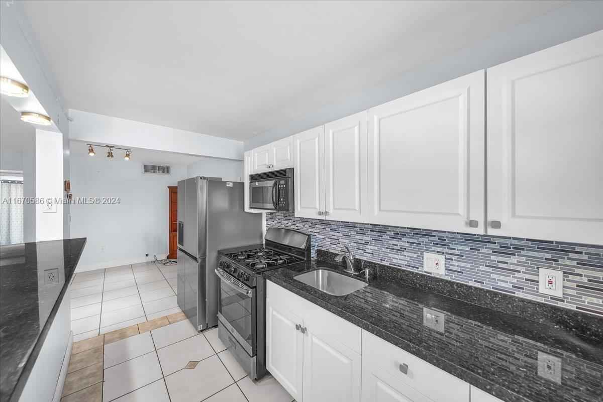 160 NE 203rd Ter # 32