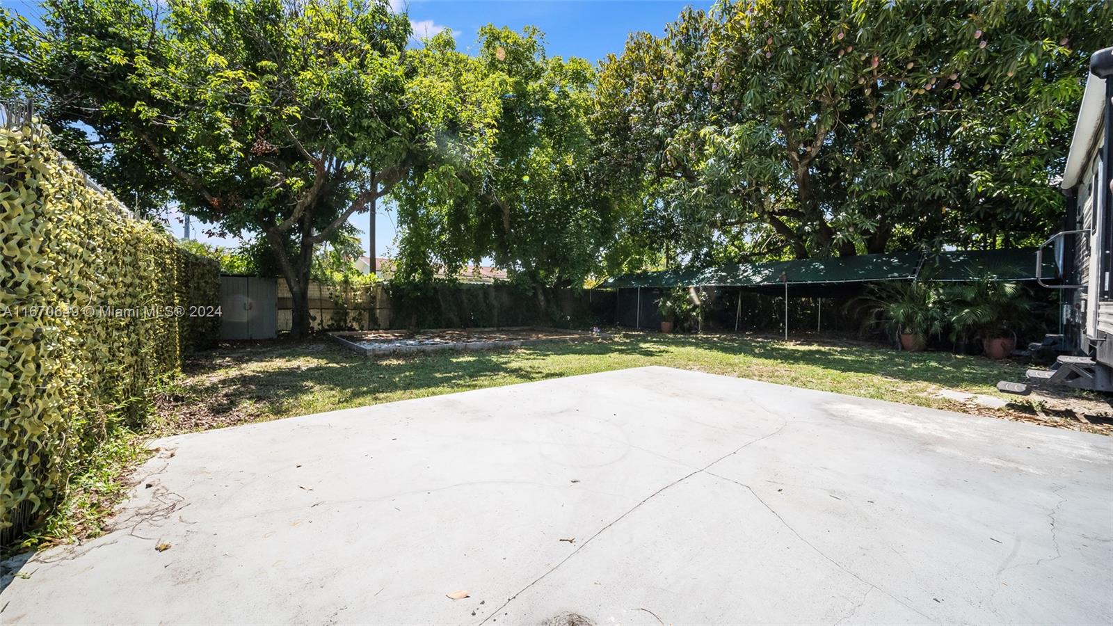 6361 NW 38th Ter