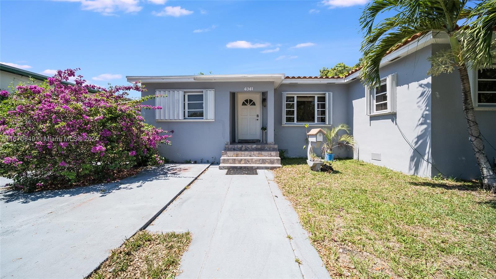 6361 NW 38th Ter