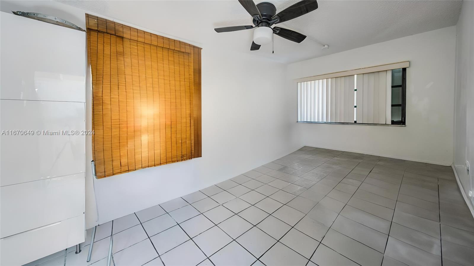 6361 NW 38th Ter