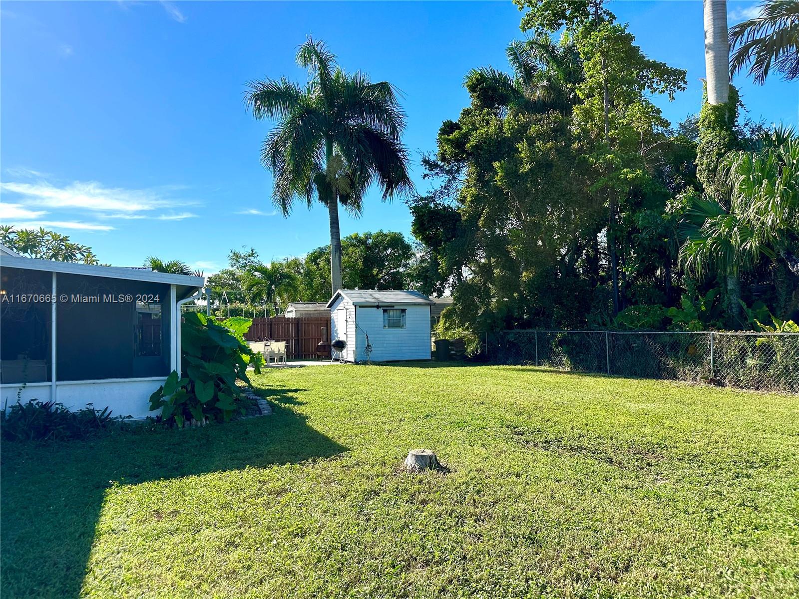 365 NW 16th St
