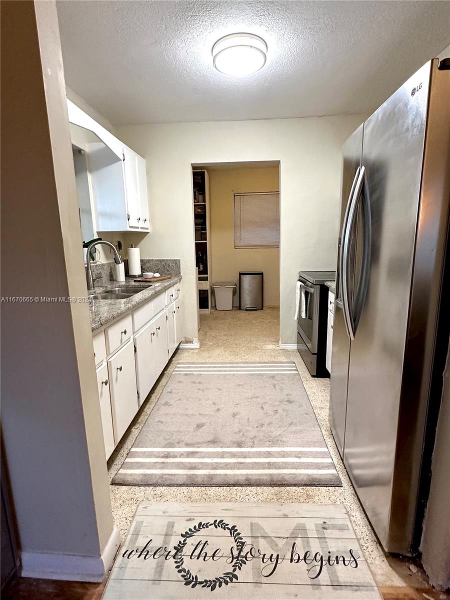 365 NW 16th St