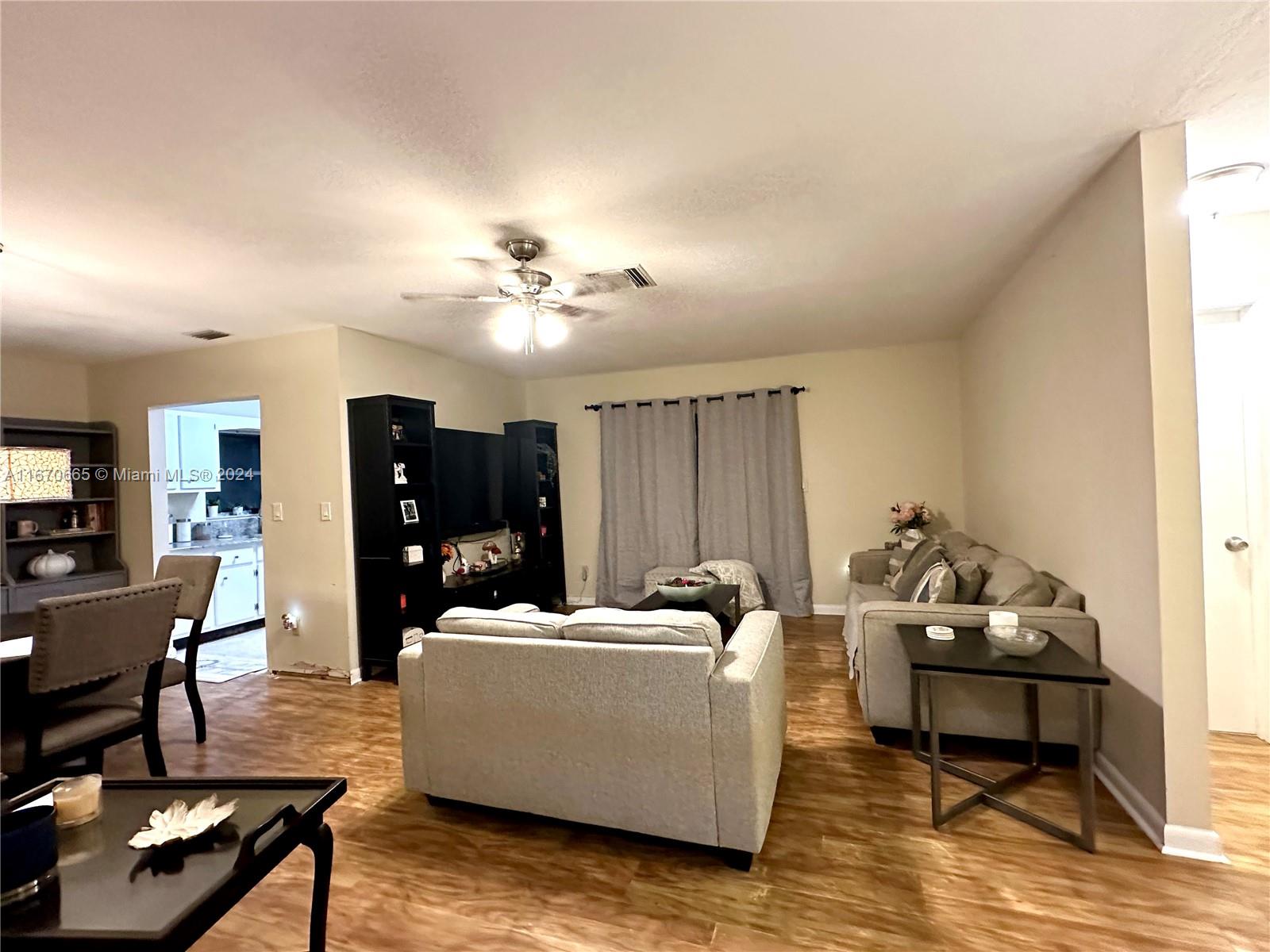 365 NW 16th St