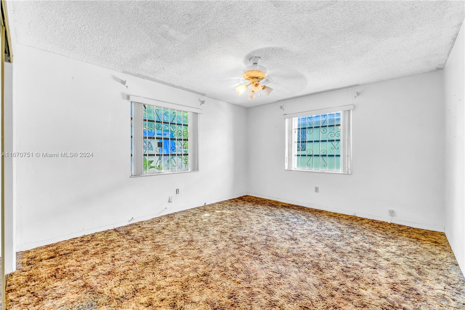 3250 Frow Ave