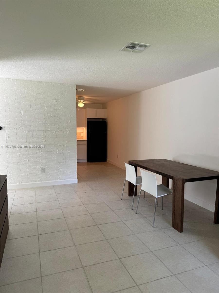 1430 NE 118th Ter # 1