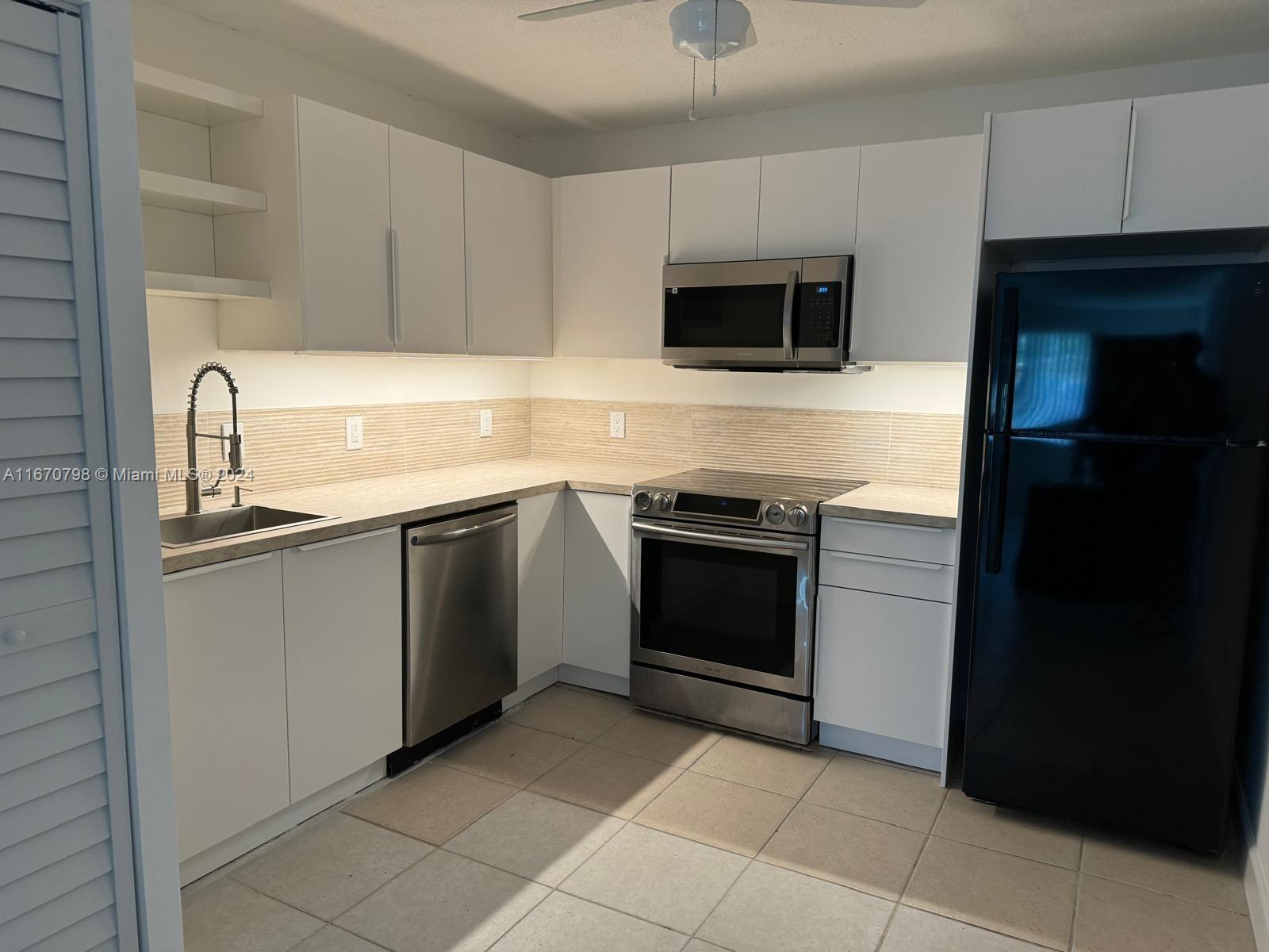 1430 NE 118th Ter # 1