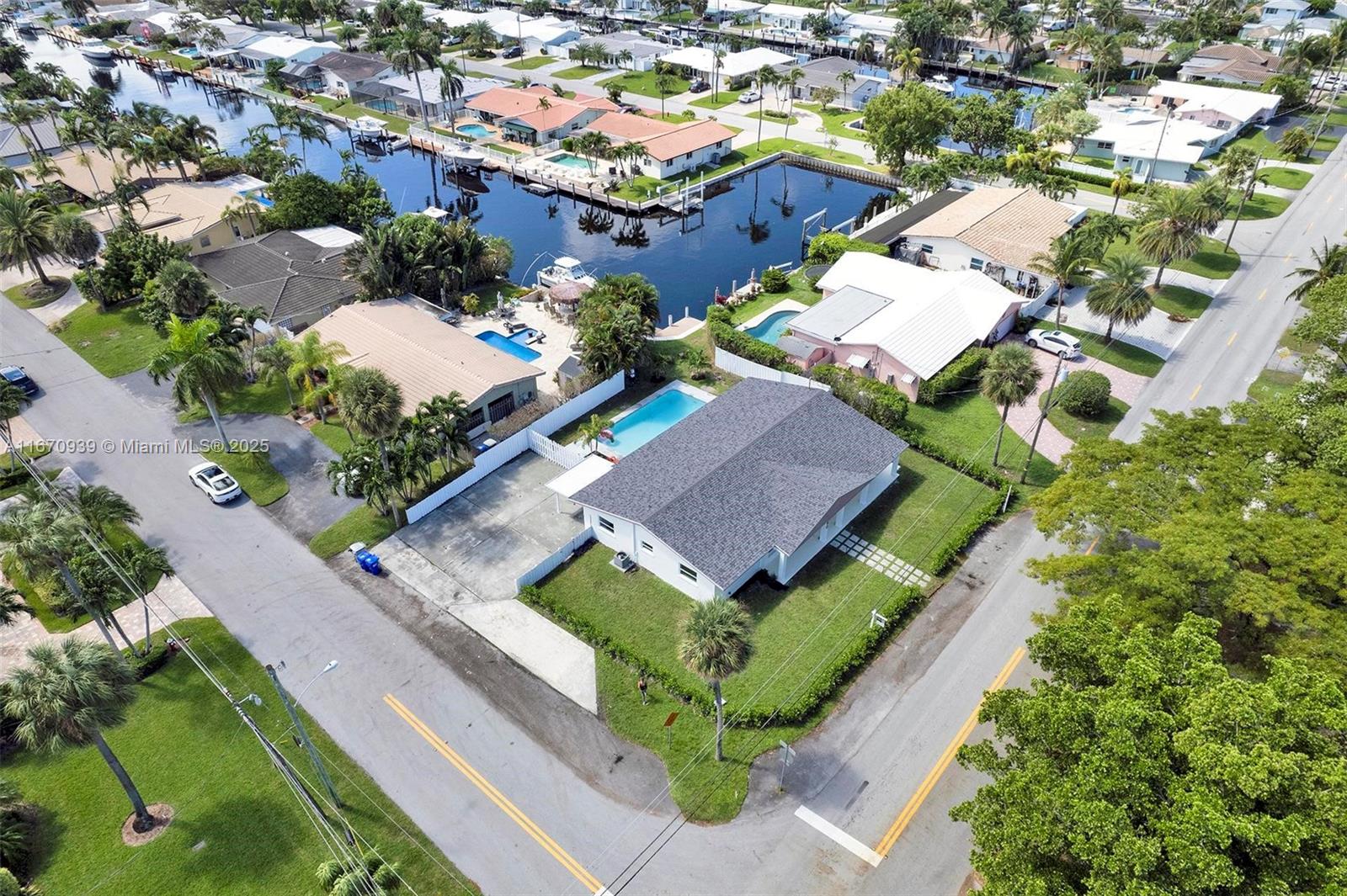 640 SE 5th Ct