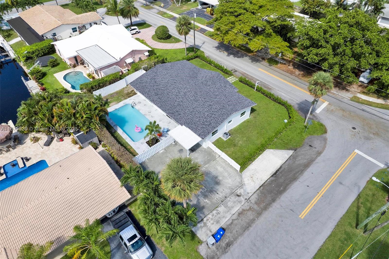 640 SE 5th Ct