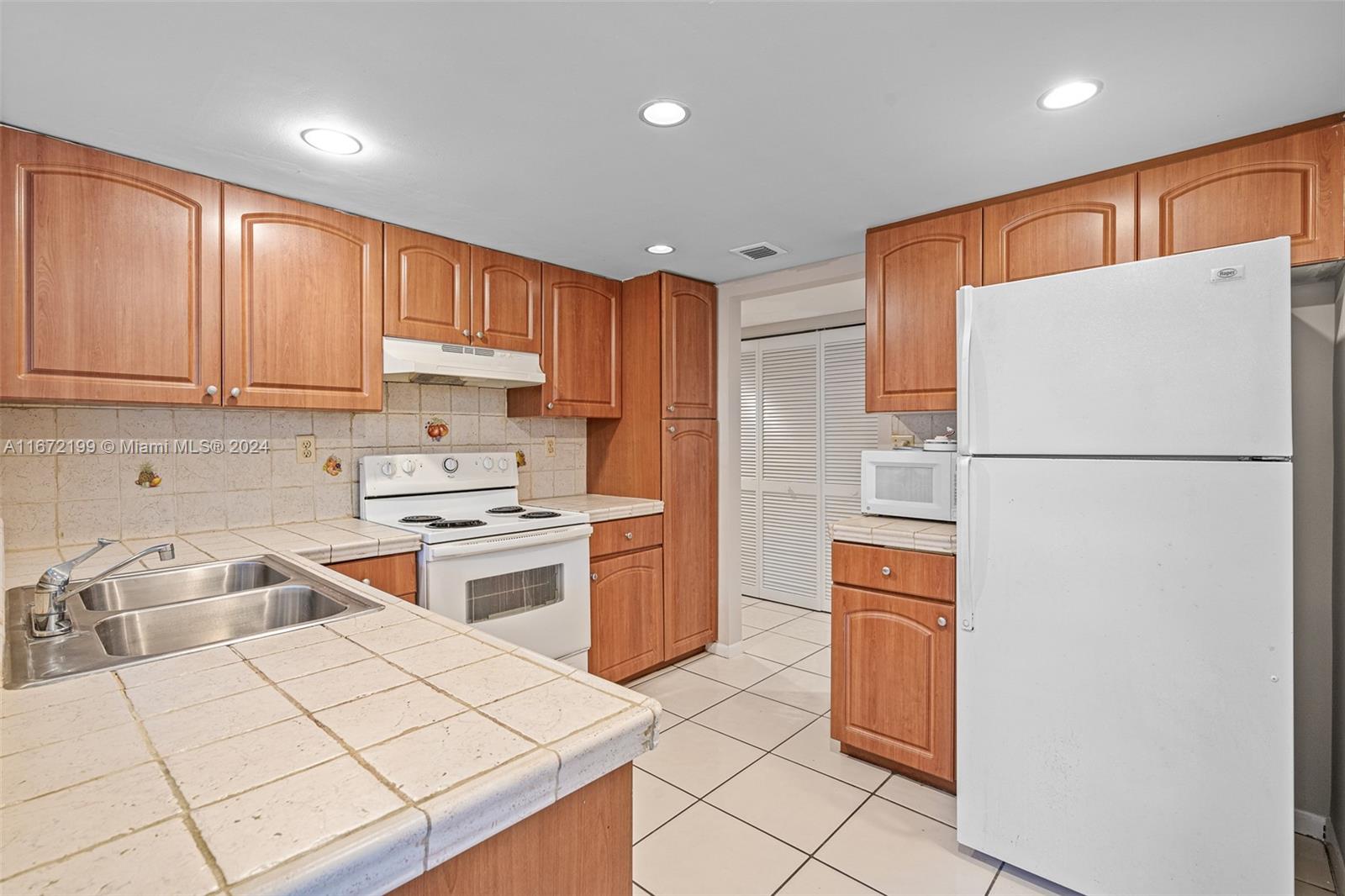 6666 SW 115th Ct # 110