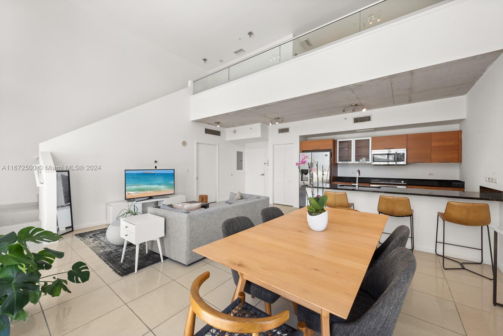 3449 NE 1st Ave # L61