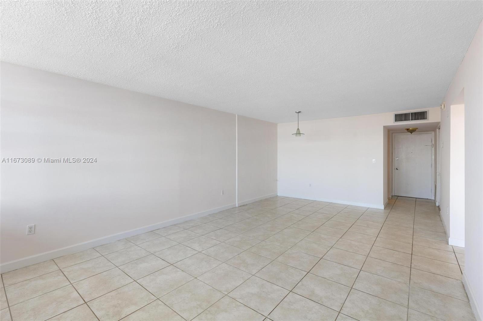 2016 Bay Dr # 502