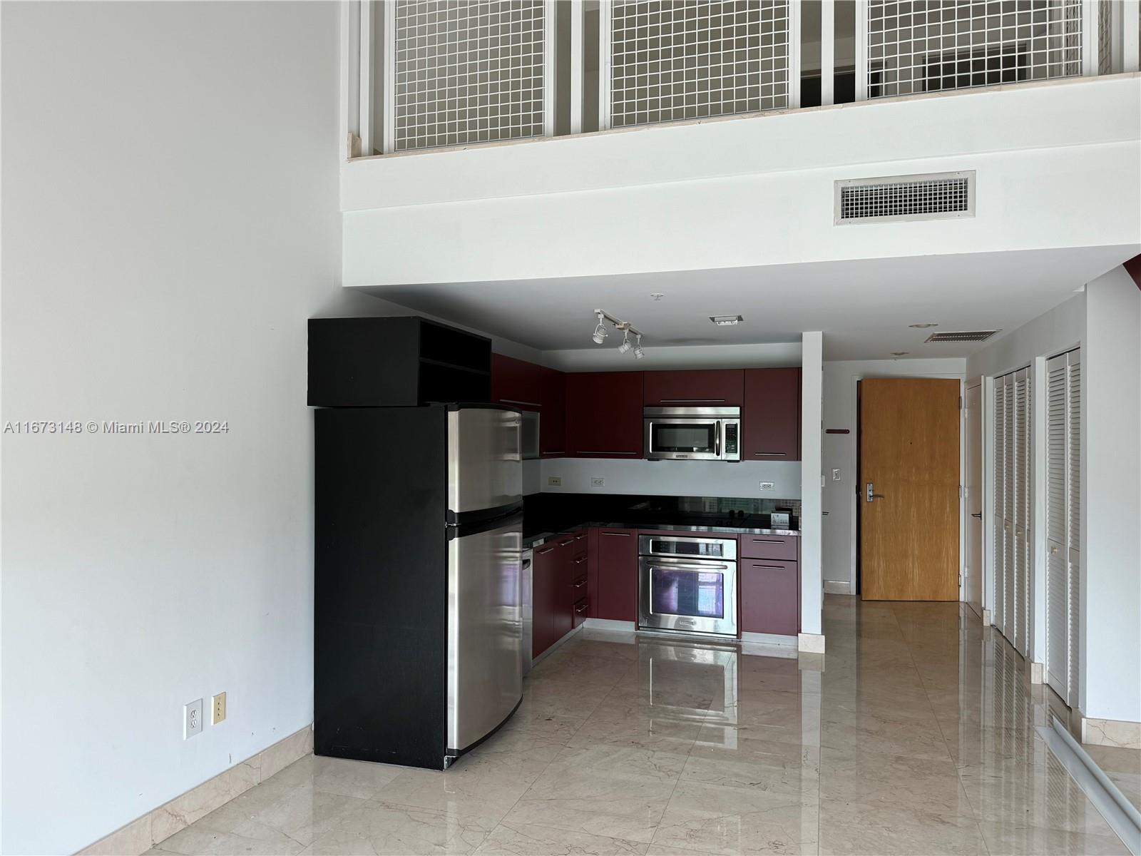 253 NE 2nd St # 431