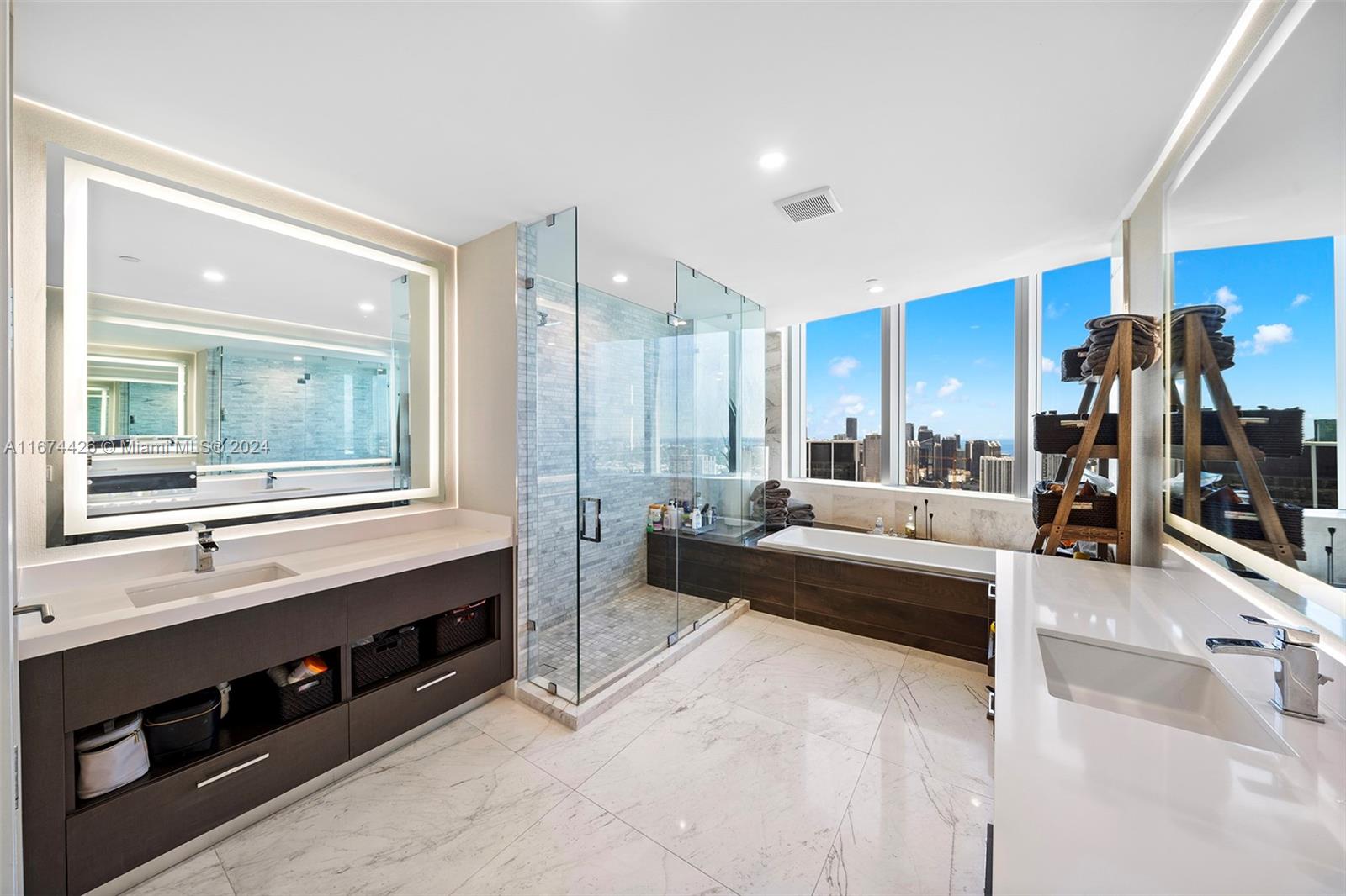 851 NE 1st Ave # 5312