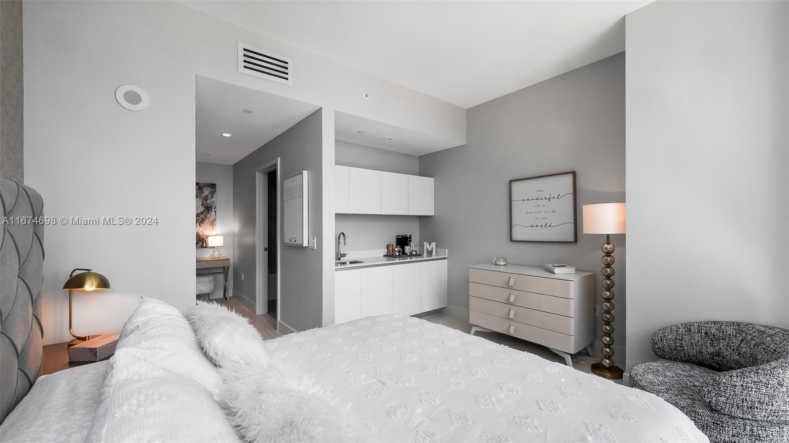 851 NE 1st Ave # 2411