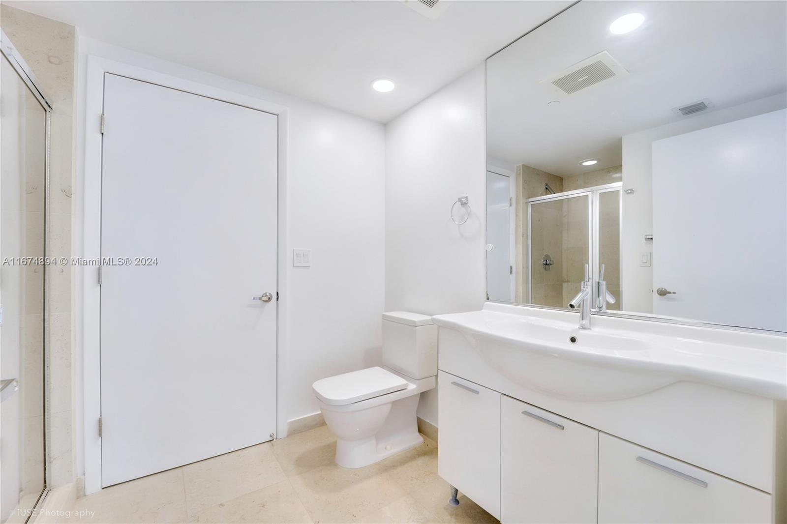 475 Brickell Ave # 2709