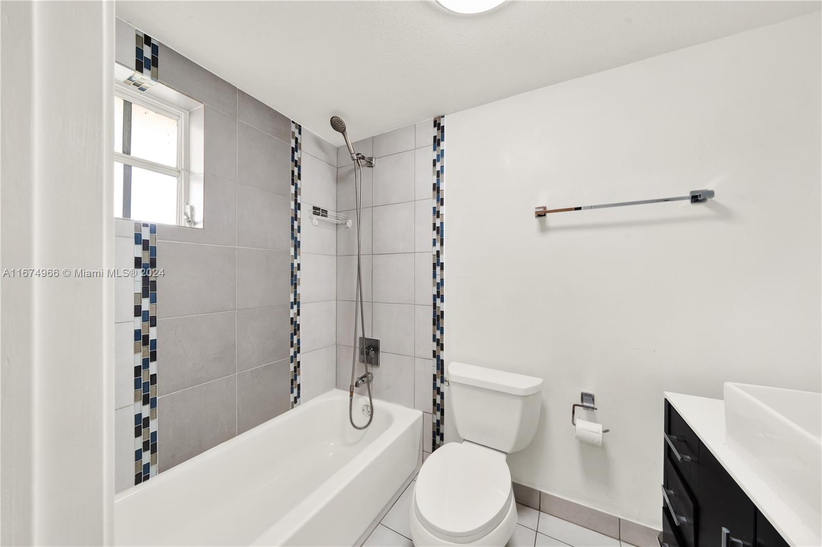 8600 SW 109th Ave # 225 Unit: 4-225