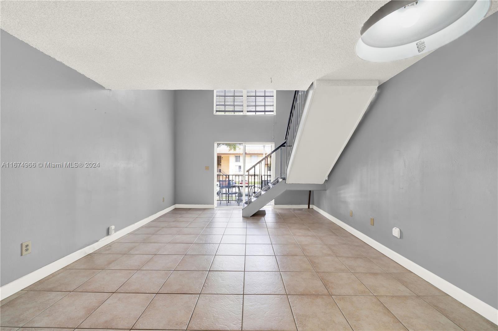 8600 SW 109th Ave # 225 Unit: 4-225