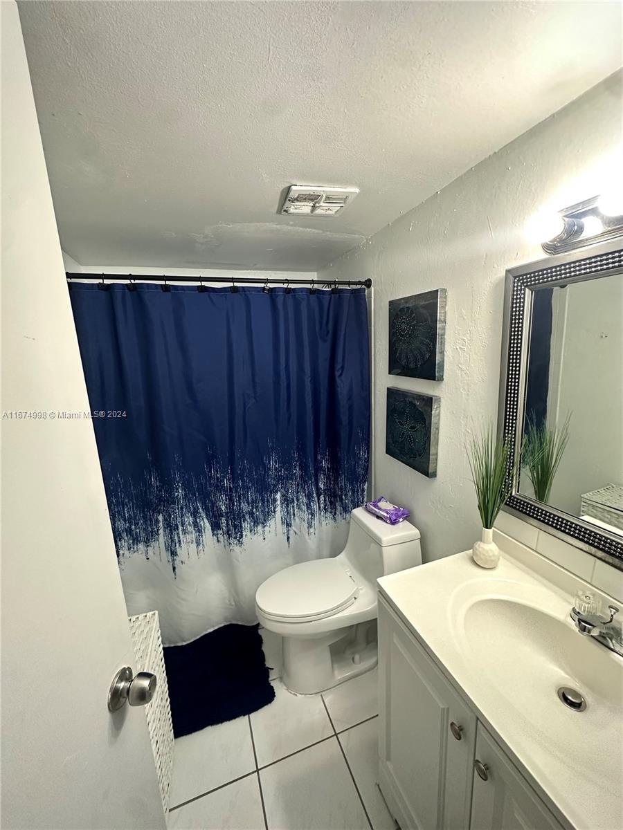 5755 W 20th Ave # 212