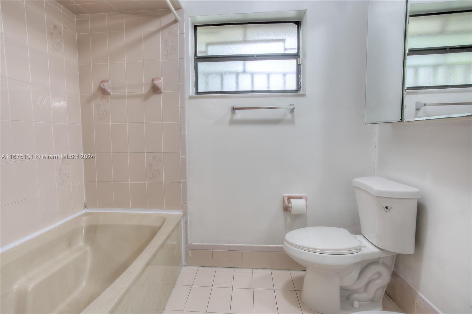 3339 SW 111th Ct Unit: *