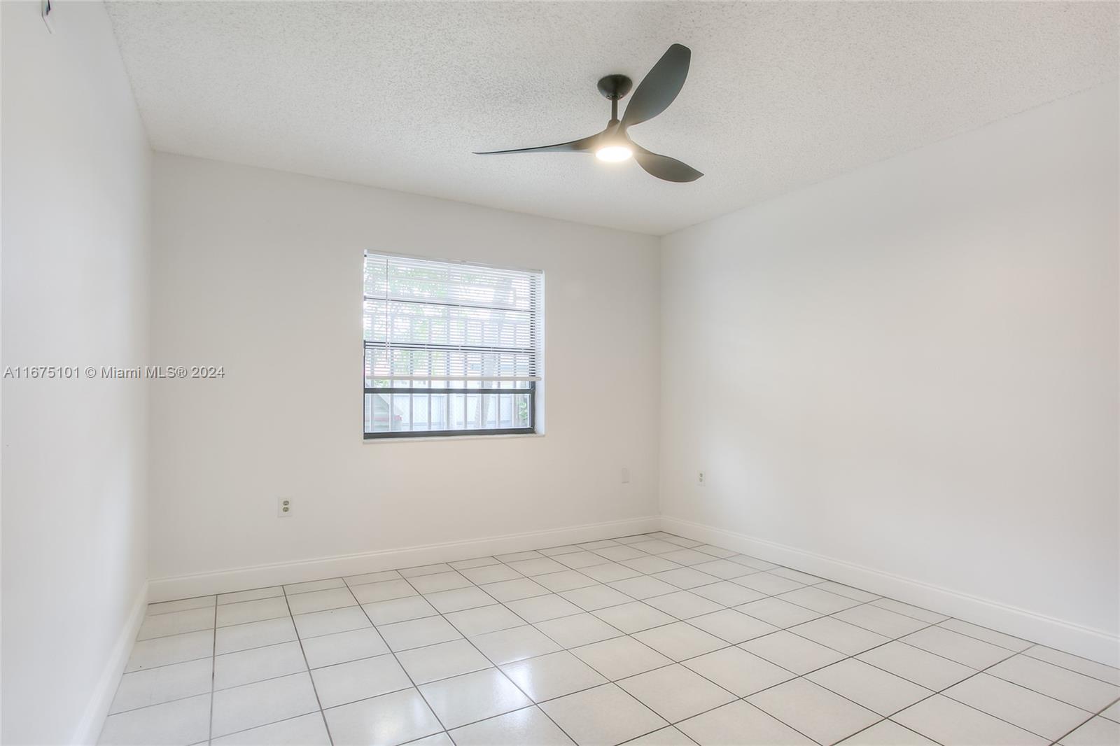 3339 SW 111th Ct Unit: *