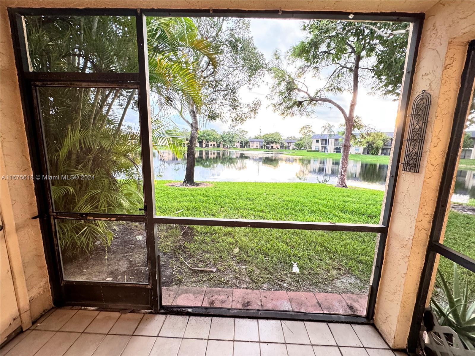 174 NW 92 AV # 106