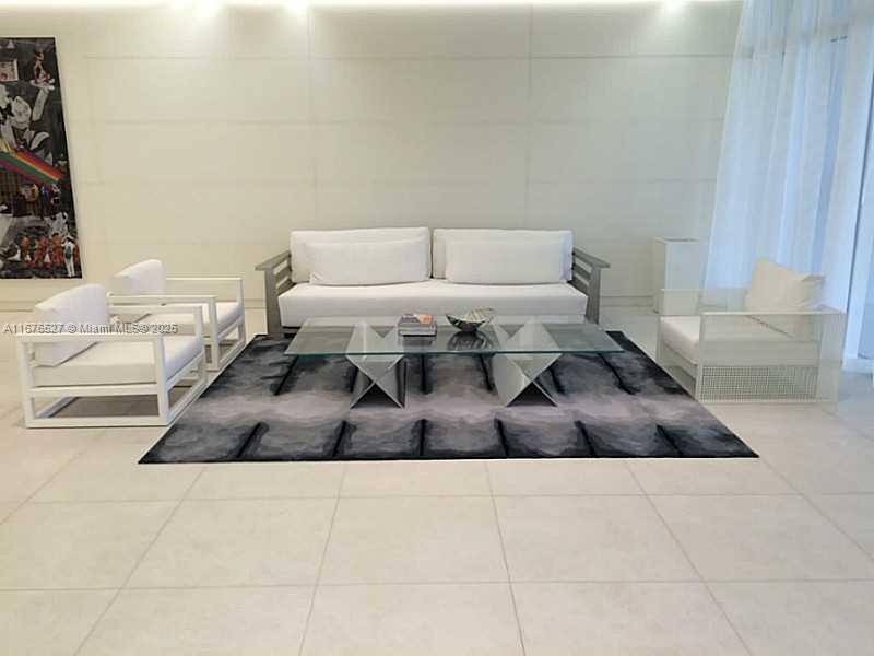 4250 Biscayne Blvd # 1104