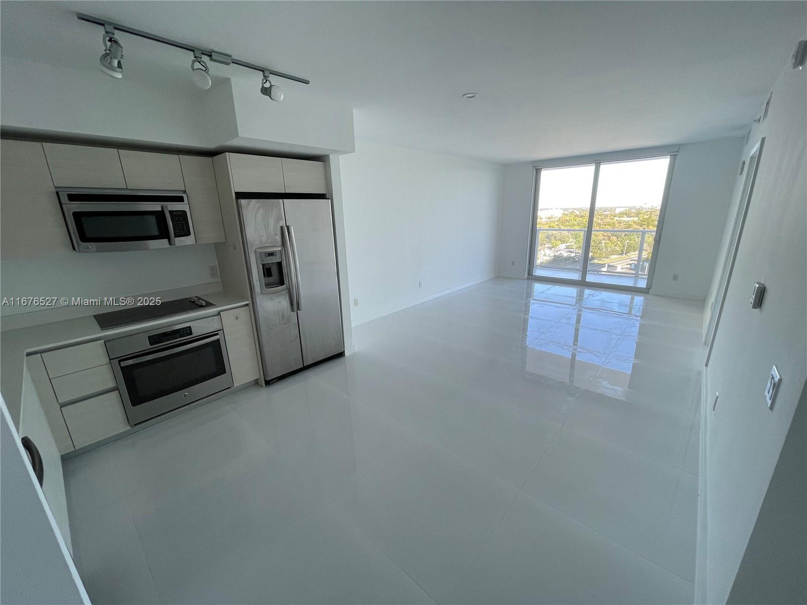 4250 Biscayne Blvd # 1104