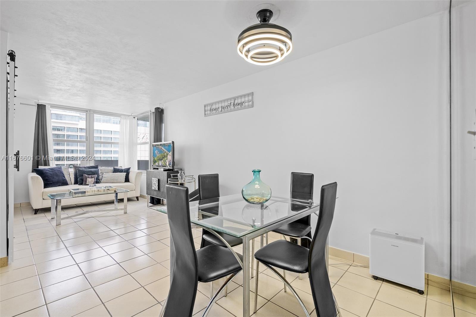 2899 Collins Ave # 1021