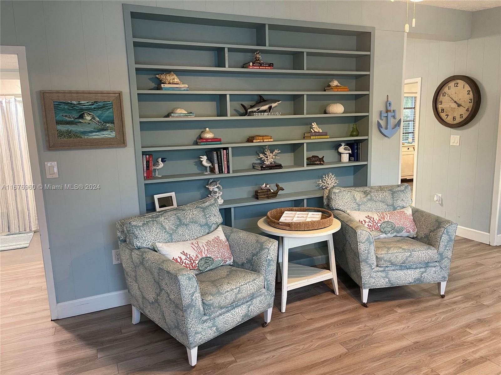 39 Lake Shore Dr