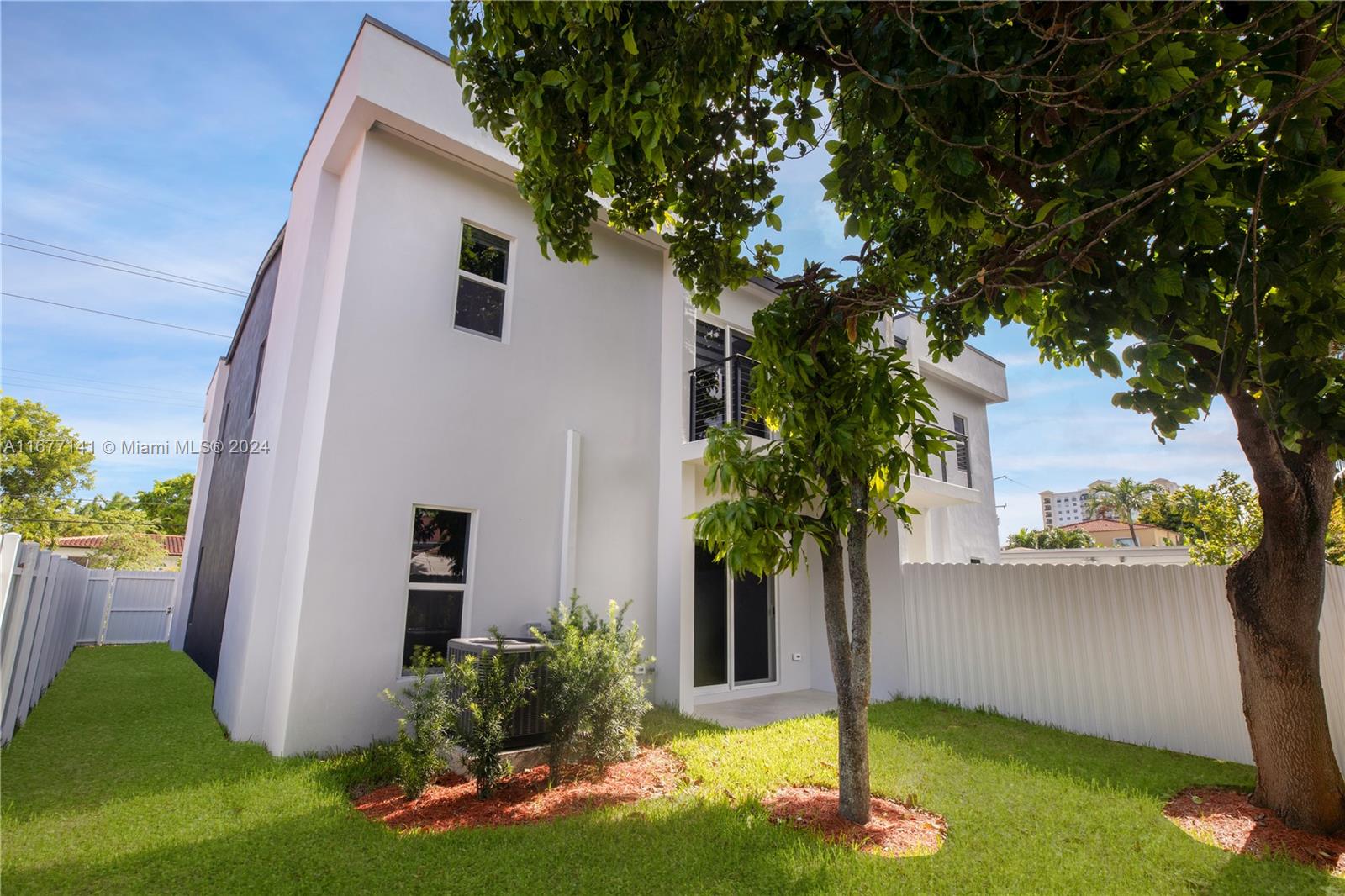 3431 SW 16th Ter # 3431