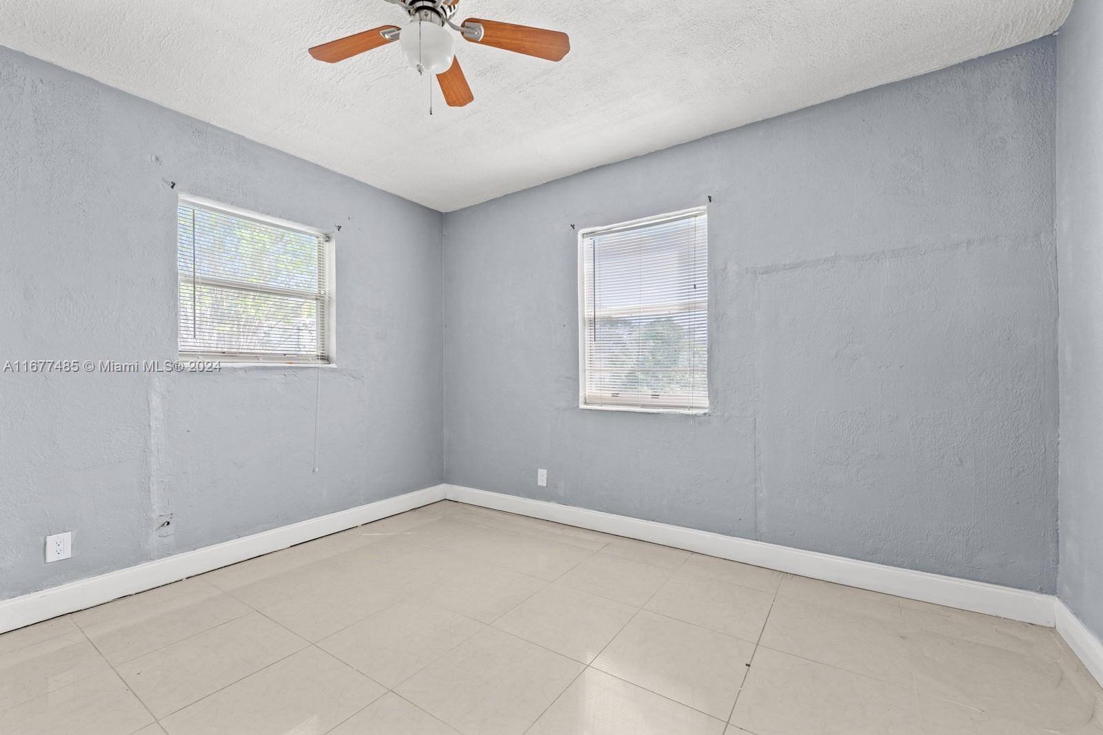 1601 NW 15th St