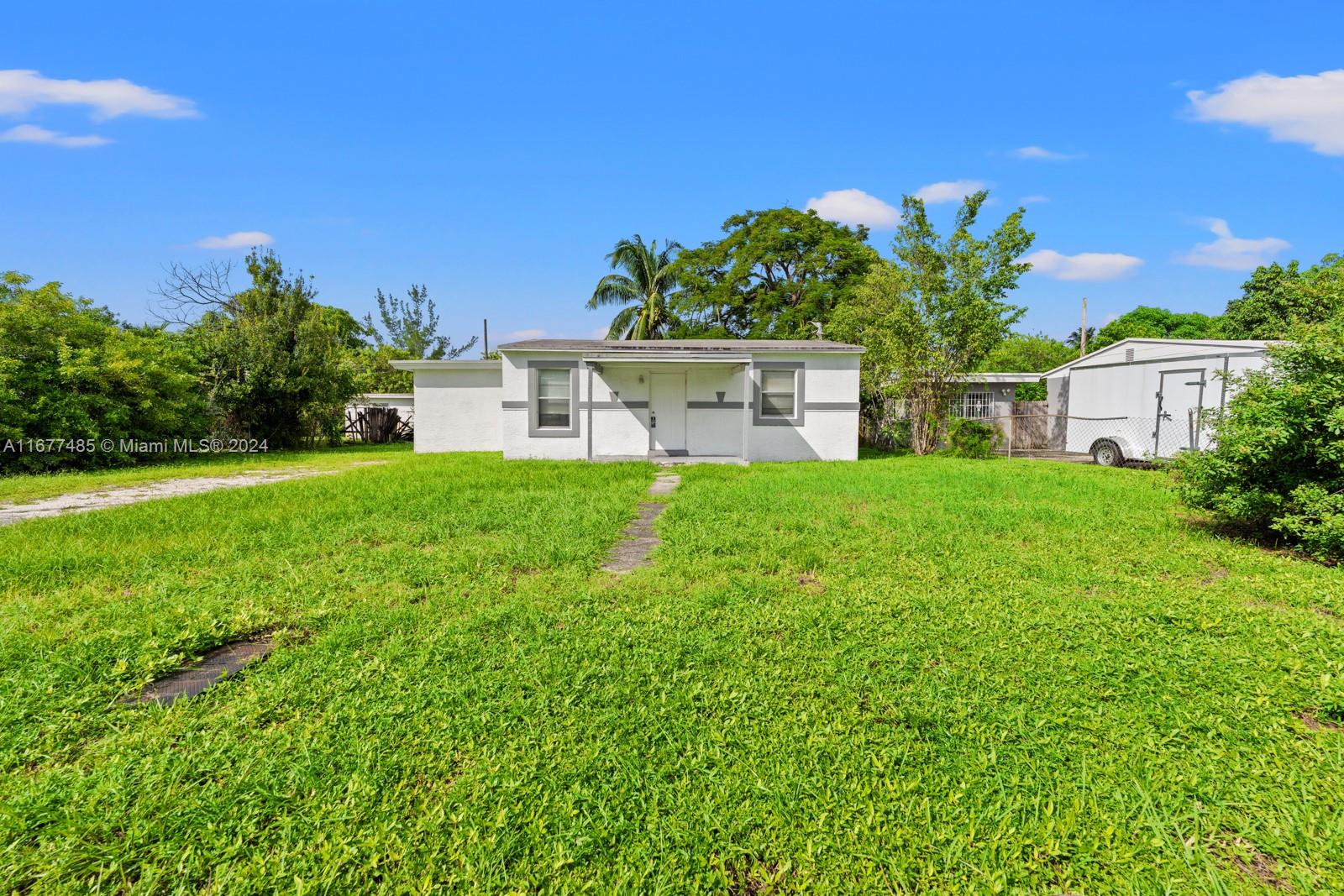 1601 NW 15th St