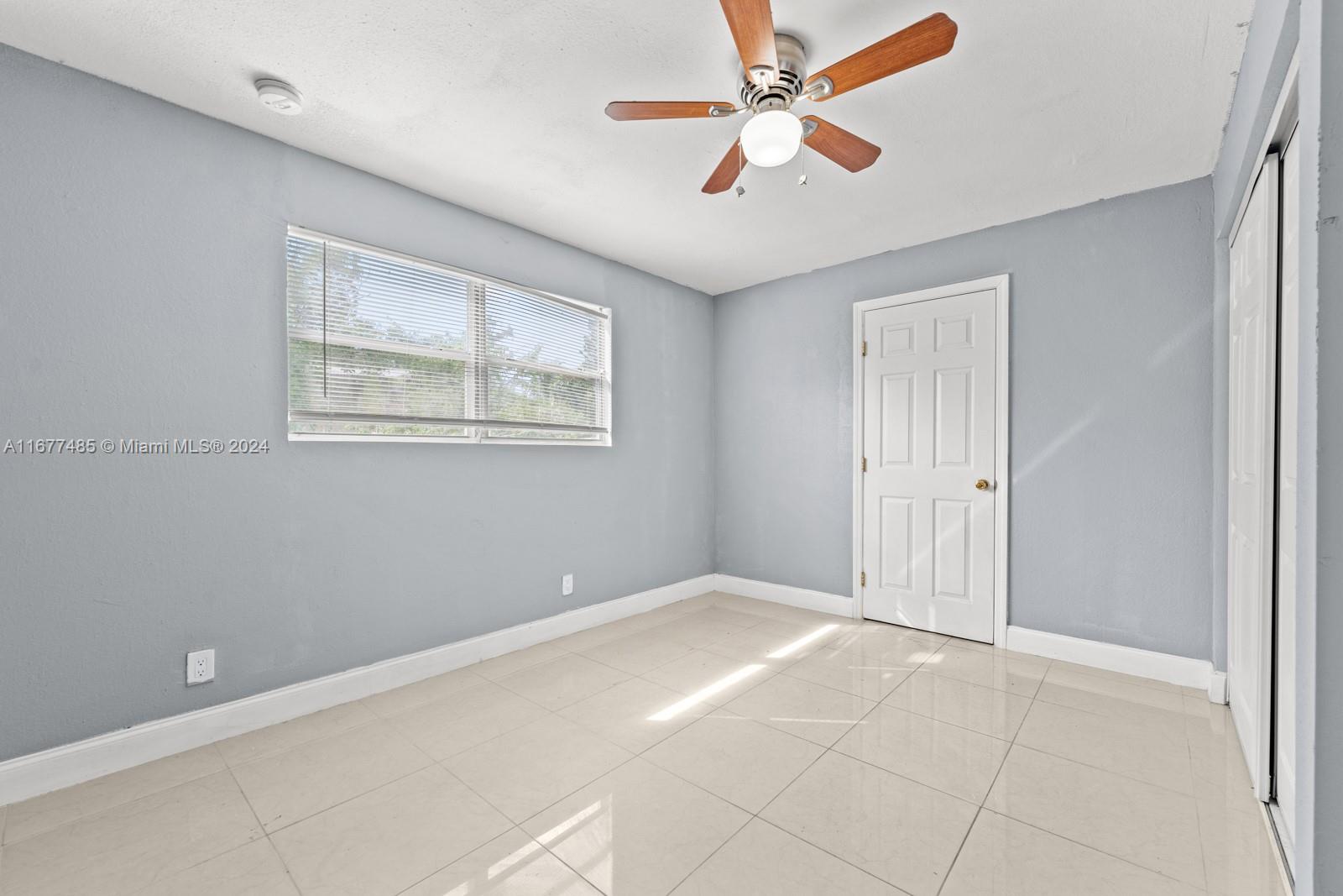 1601 NW 15th St