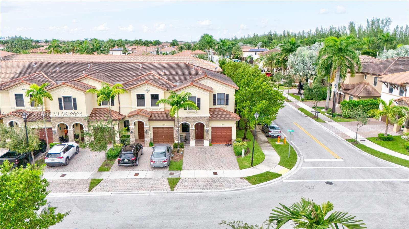 8940 NW 98th Ave # 8940