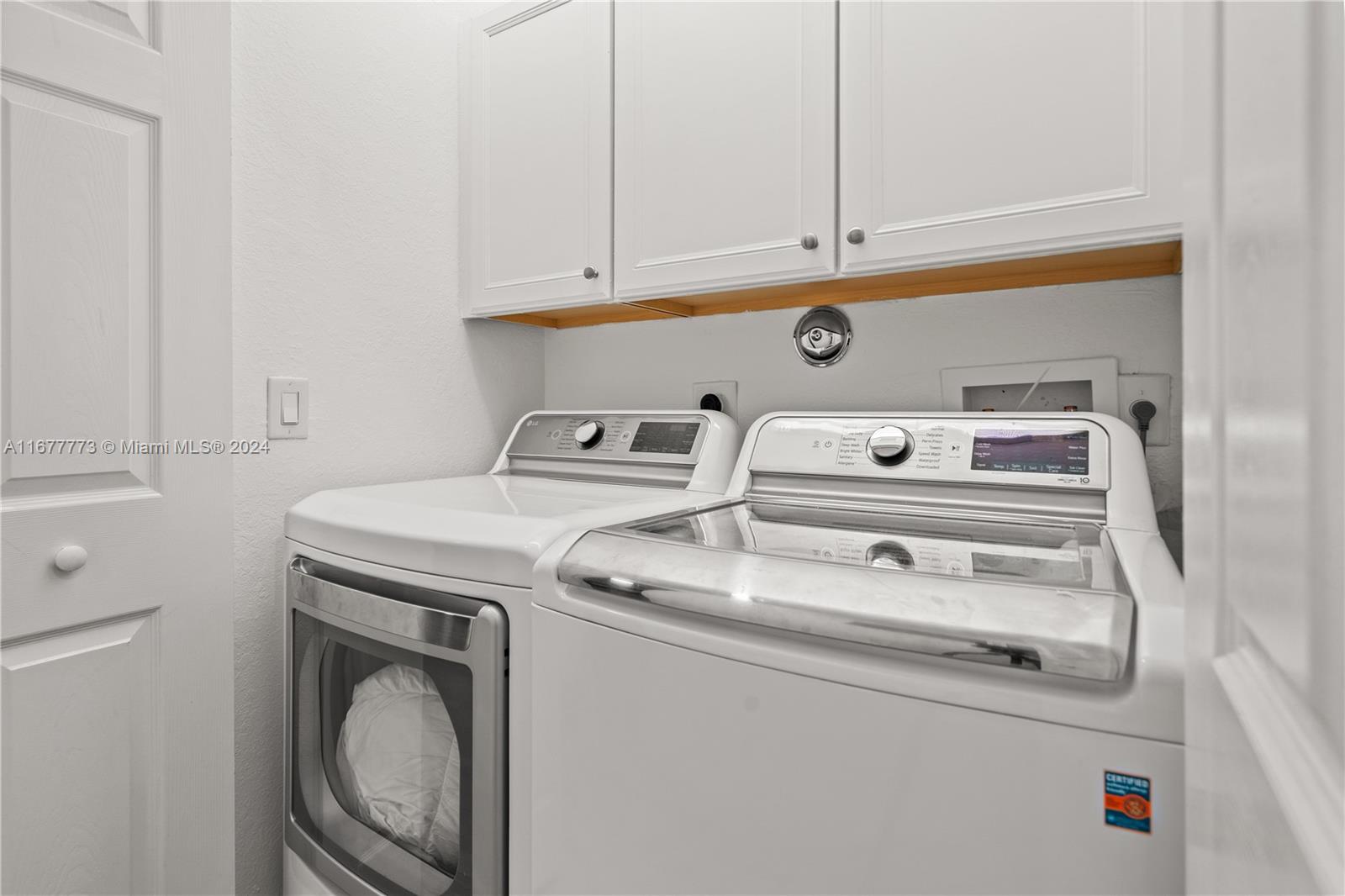 8940 NW 98th Ave # 8940