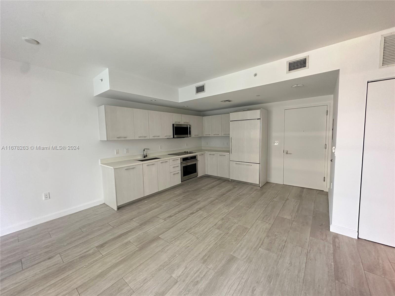 55 SW 9th St # 1202