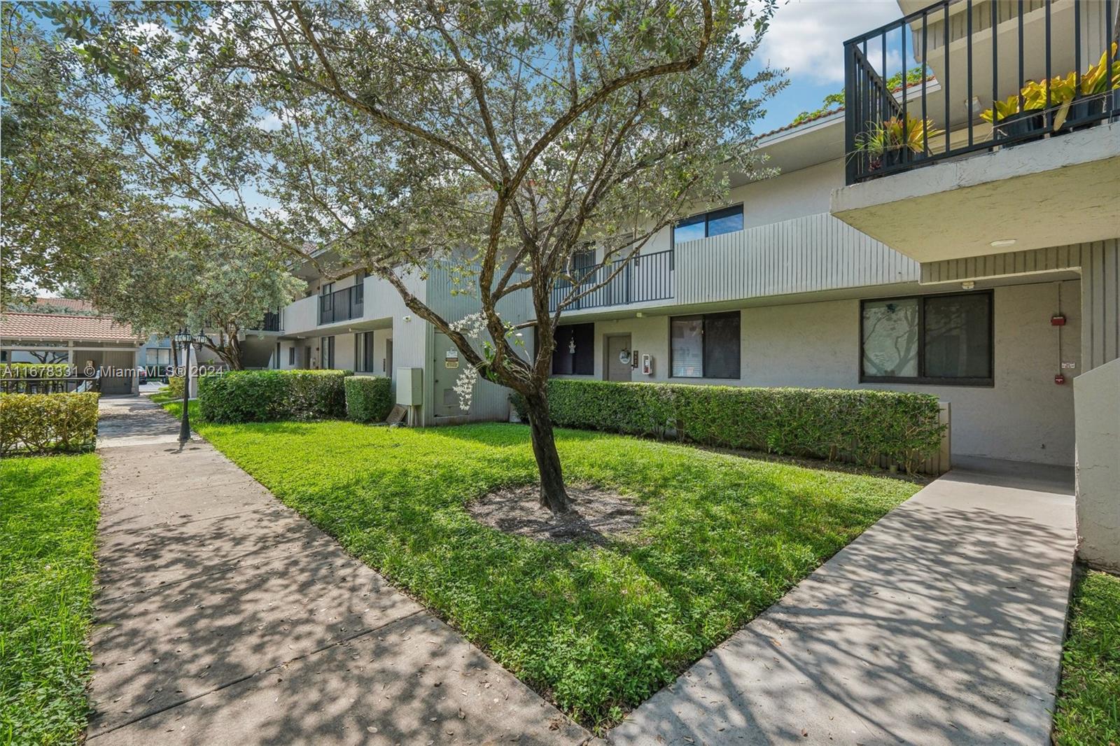 9541 SW 1st Ct # 9541