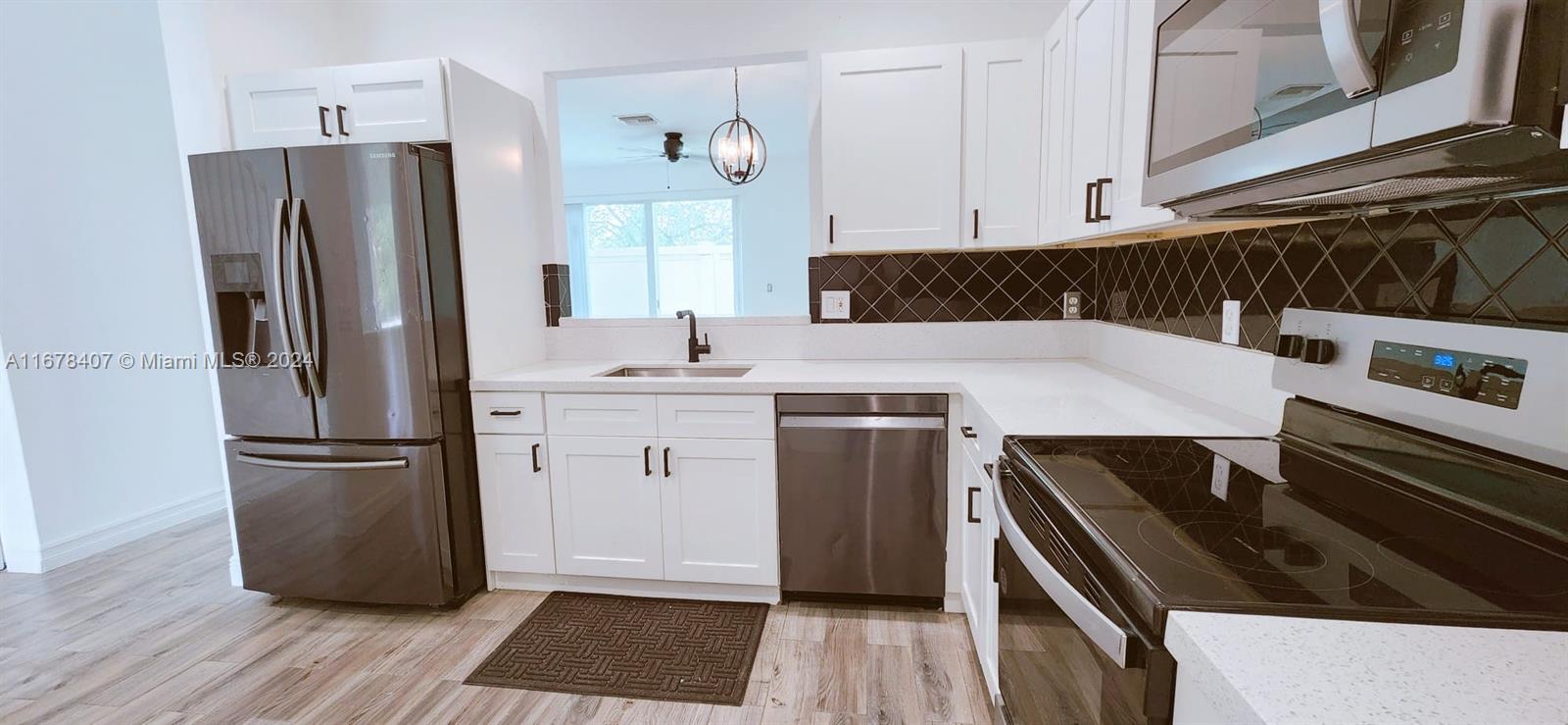 5529 NW 90th Av # 5529