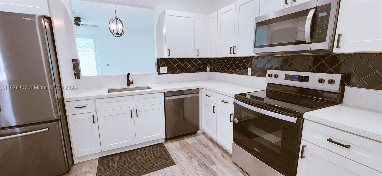 5529 NW 90th Av # 5529