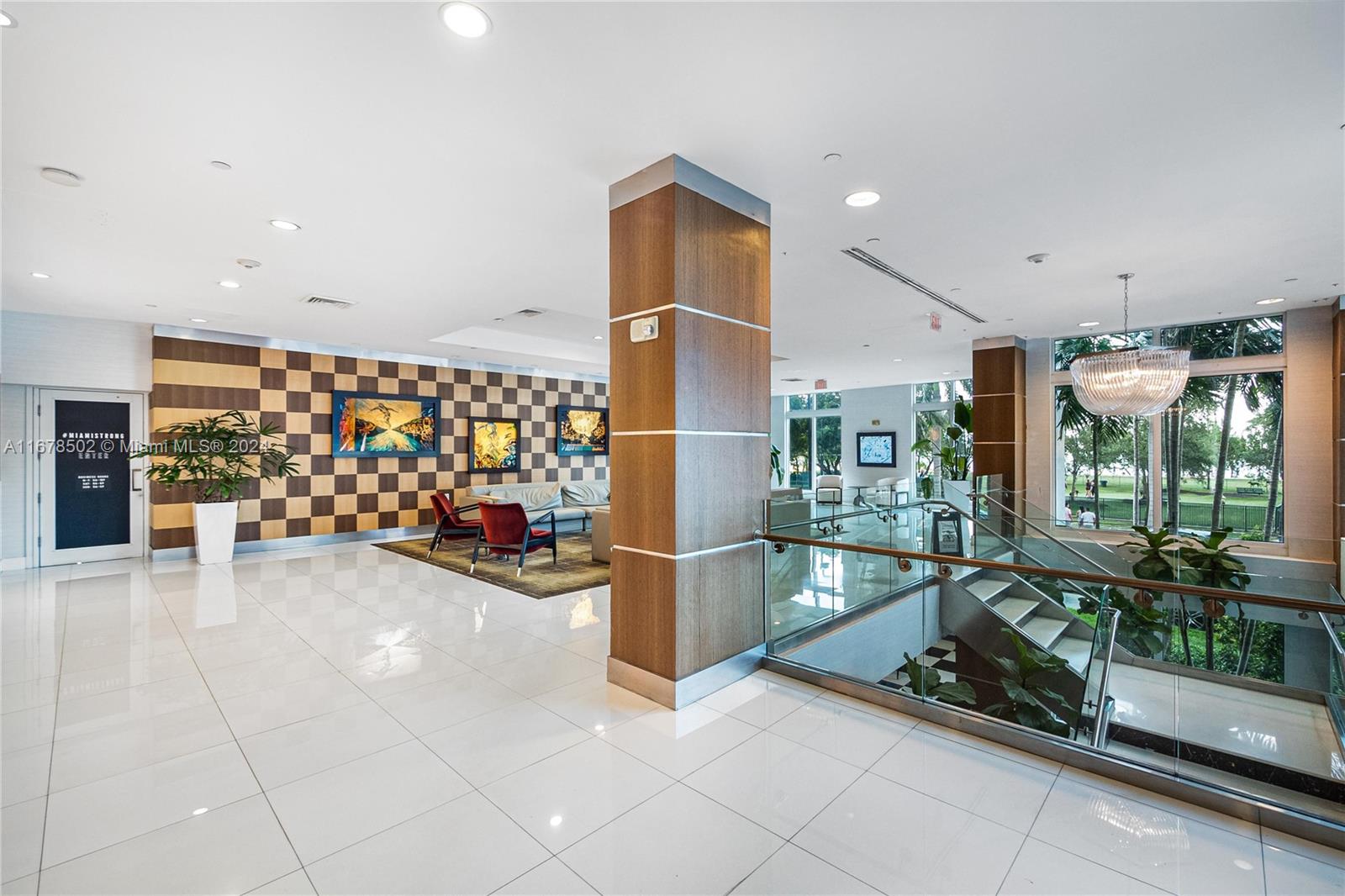 1800 N Bayshore Dr # 4108