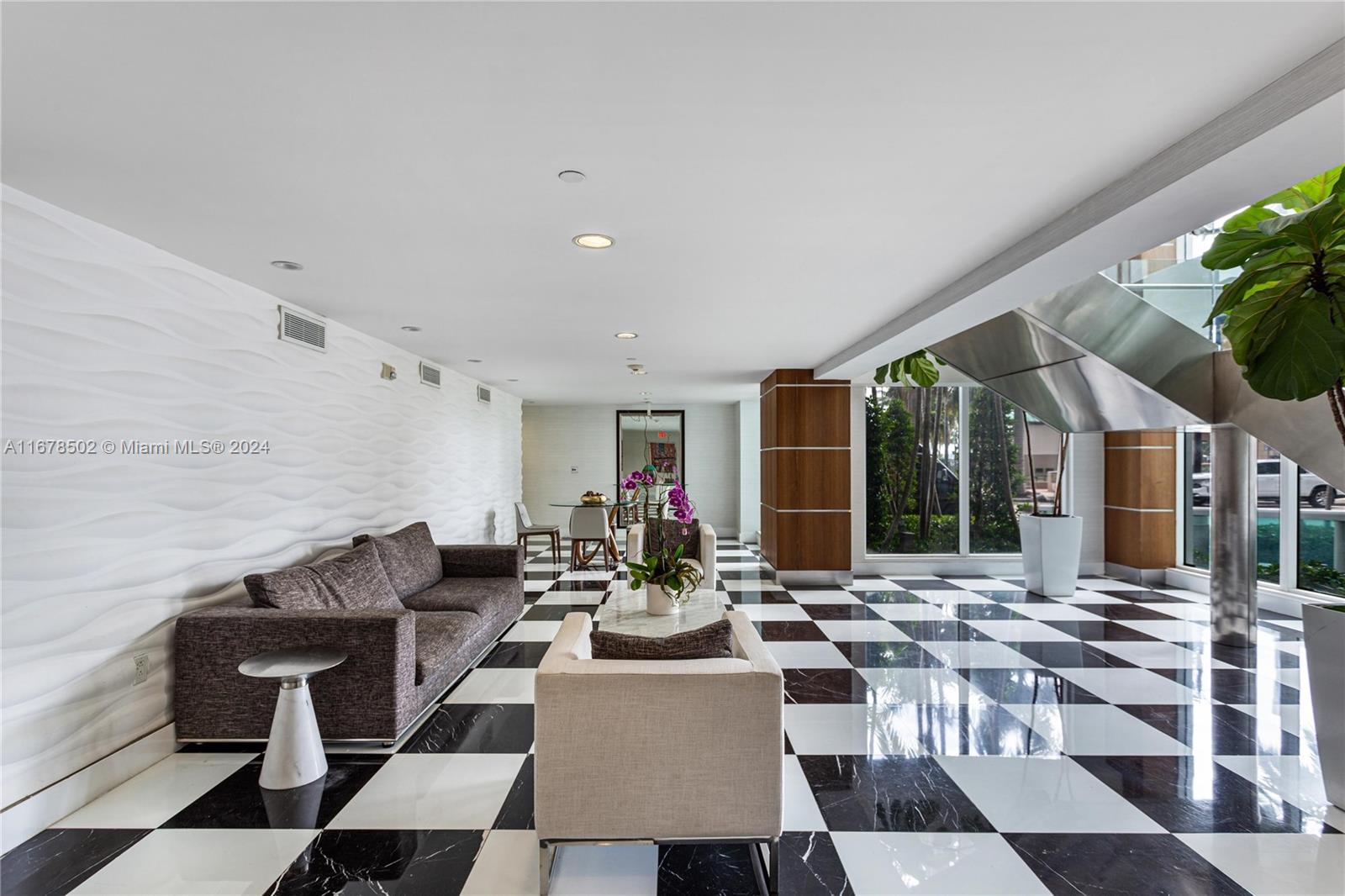 1800 N Bayshore Dr # 4108
